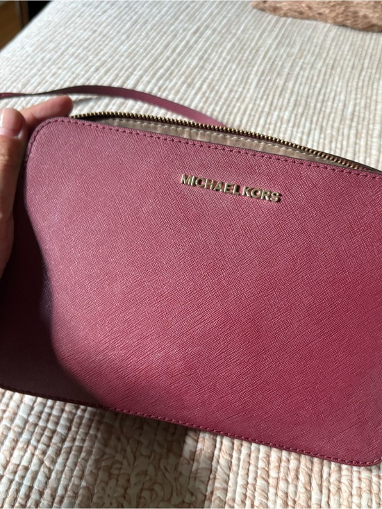 Michael Kors Handbags - Michael Kors Rose-Pink Saffiano Leather Crossbody Bag